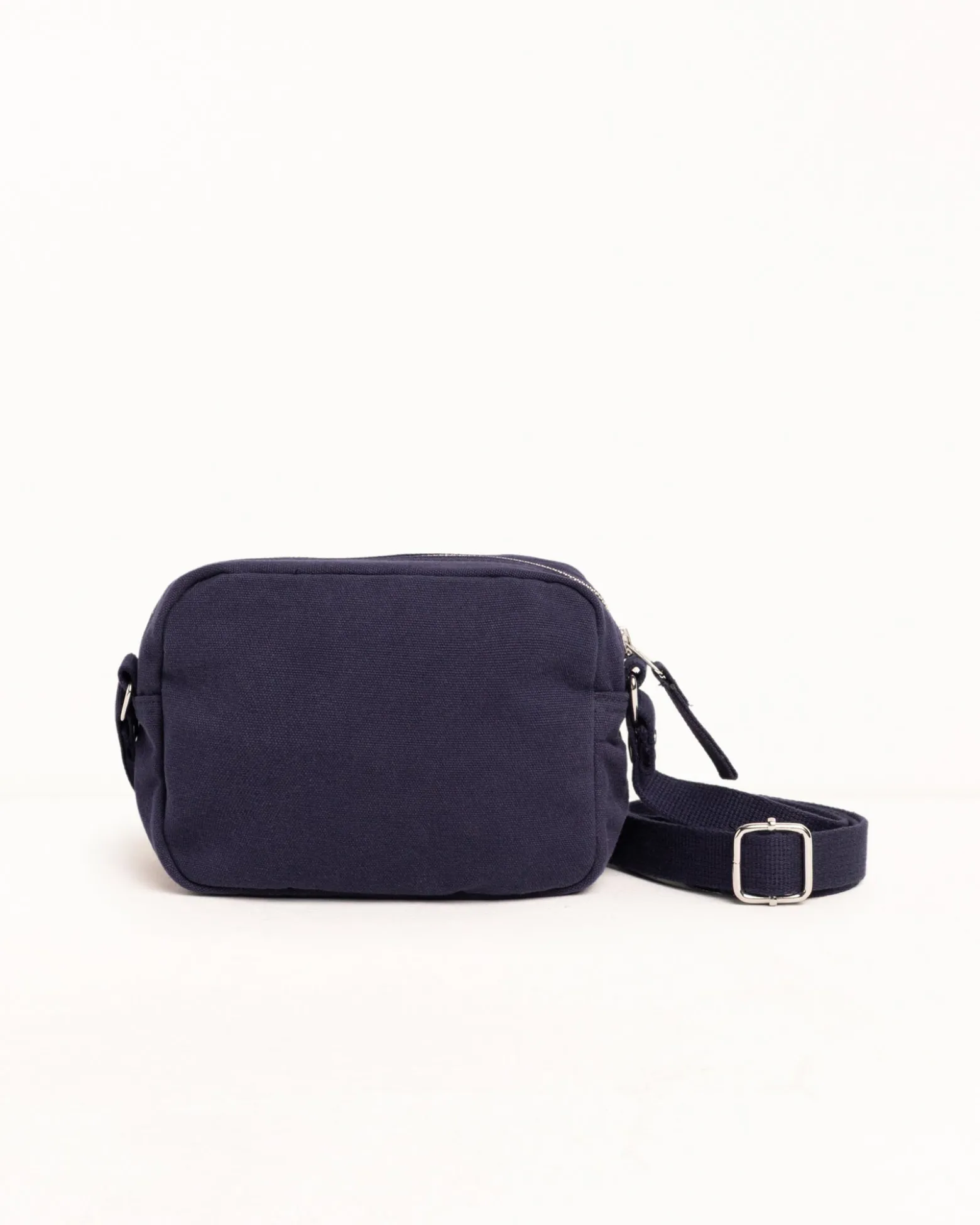 CANVAS POUCH