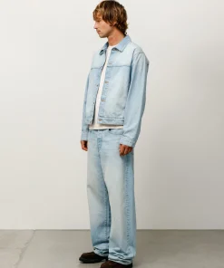 DENIM TRUCKER JACKET