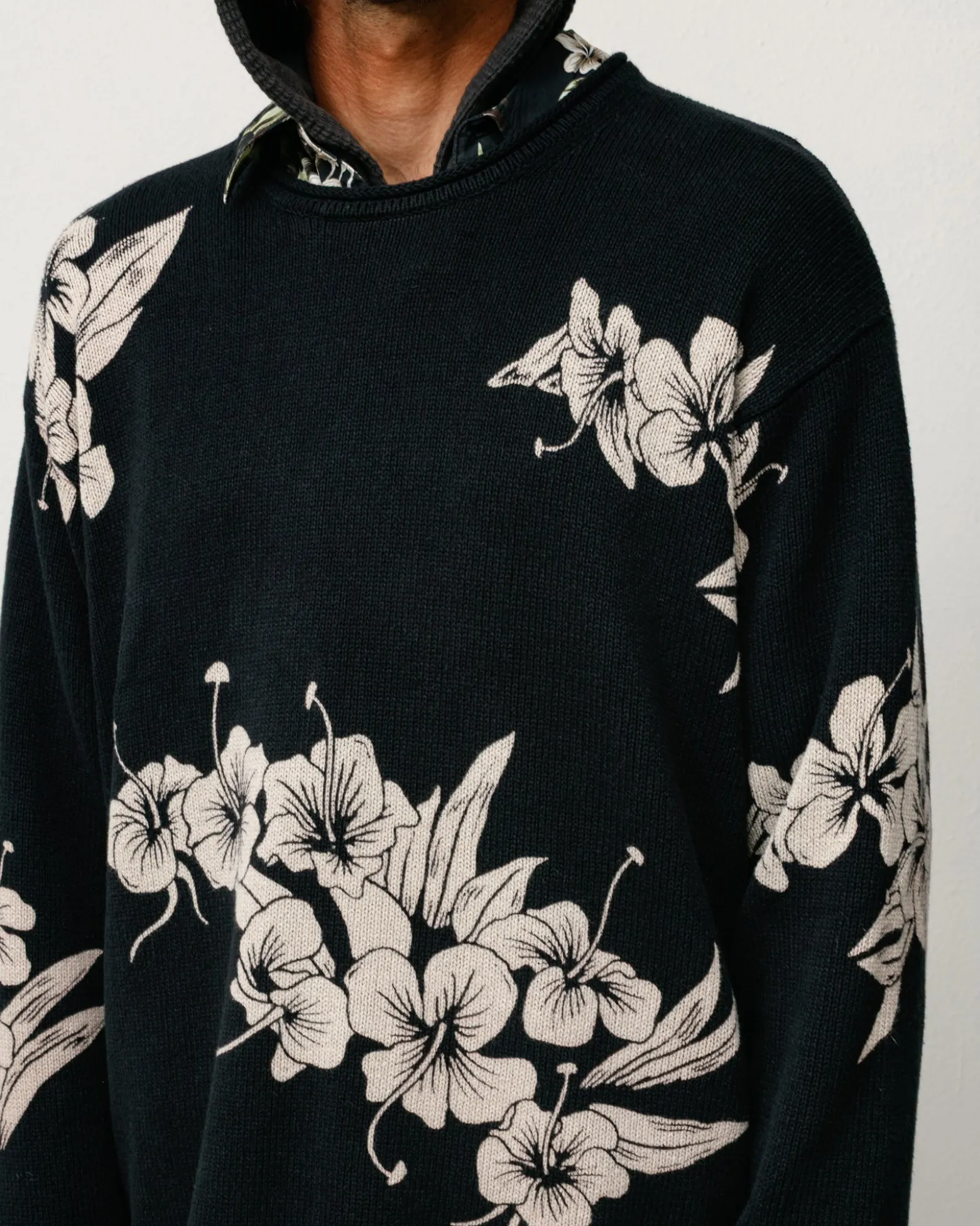FLORAL ROLL NECK SWEATER