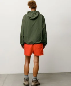 LIGHTWEIGHT HOODED JACKET