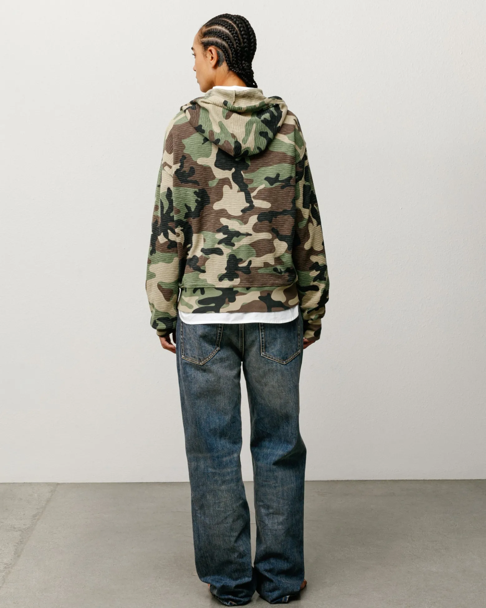 LIGHTWEIGHT THERMAL HOODIE