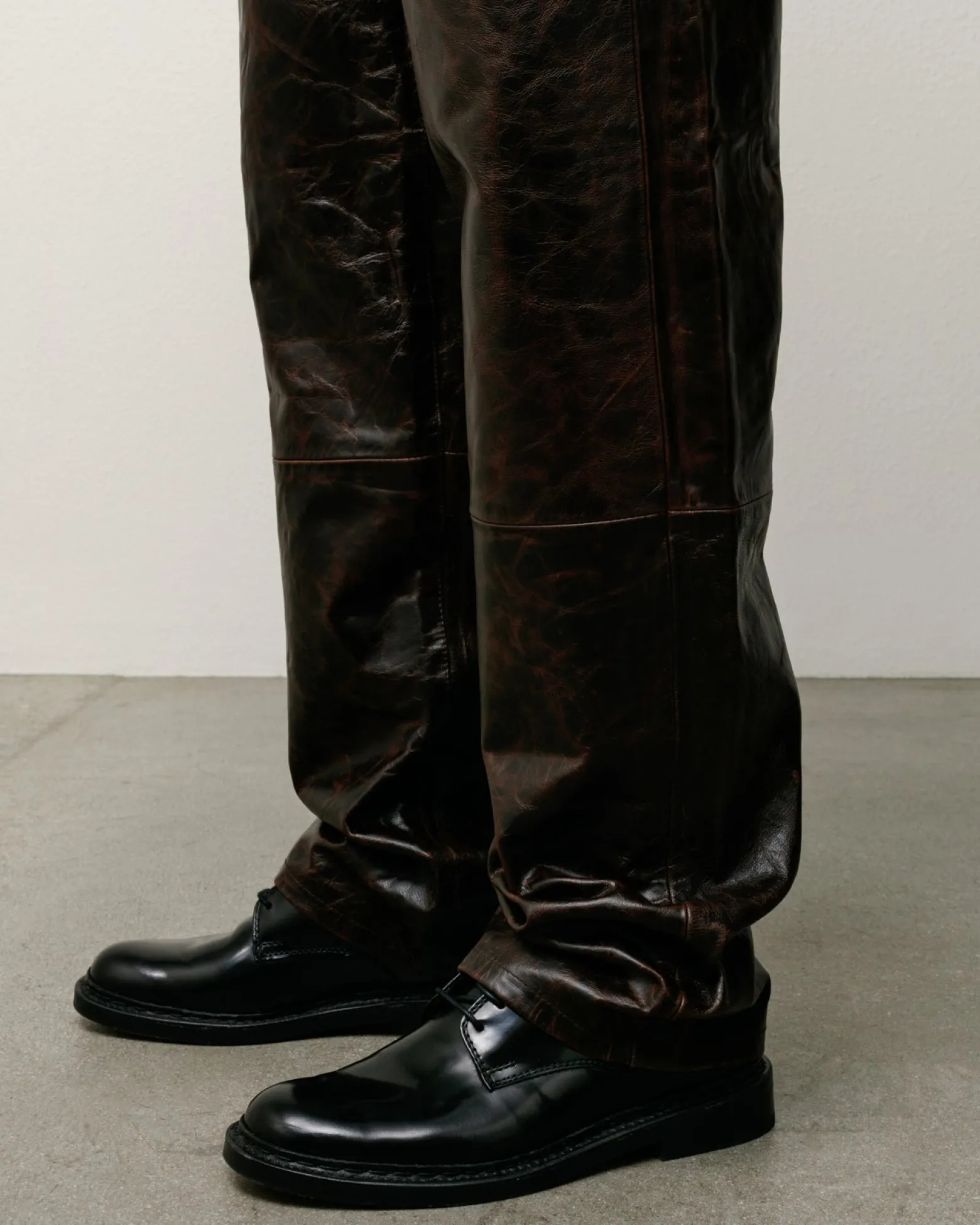 NEW CLASSIC PANT LEATHER