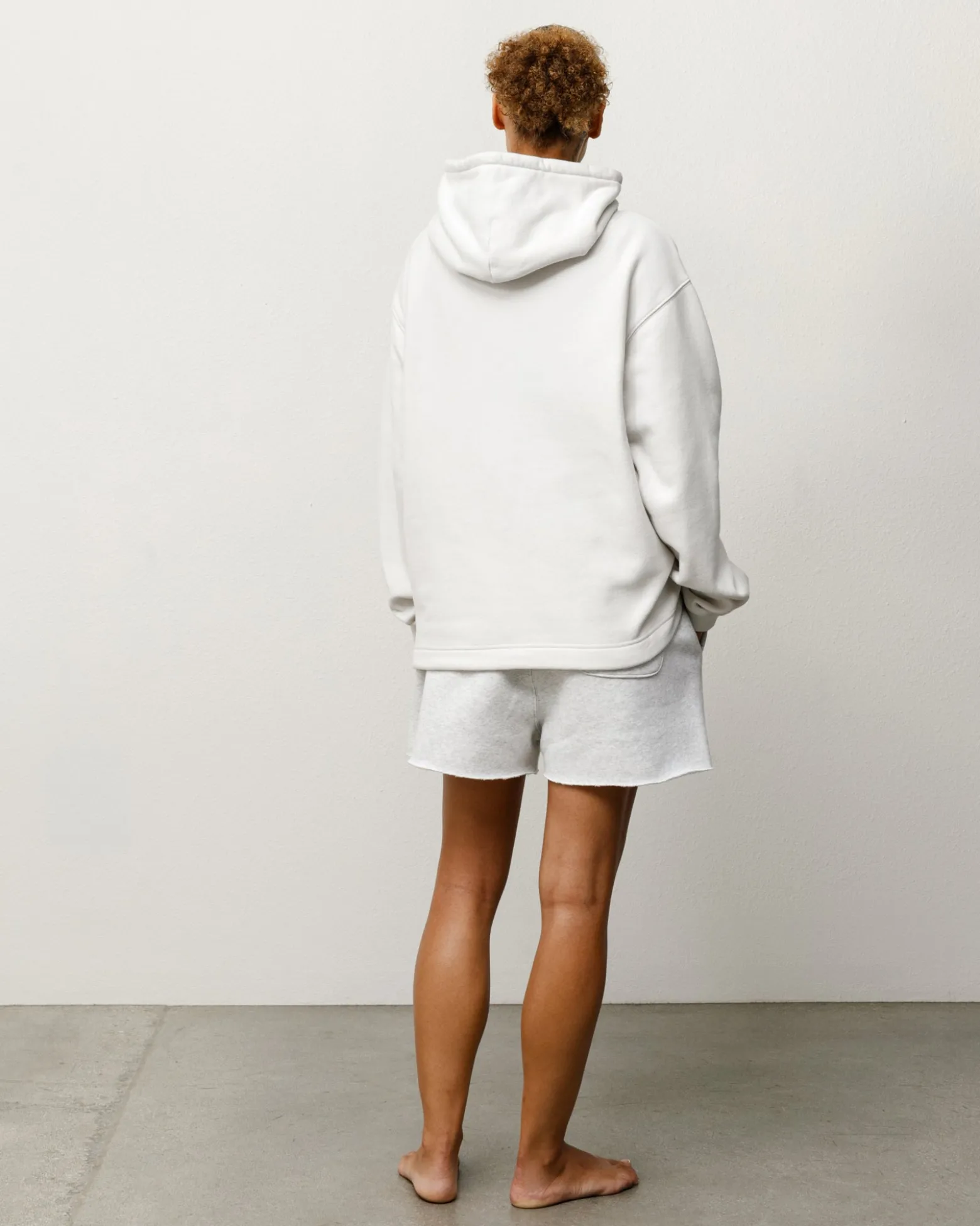 OVAL PULLOVER HOODIE