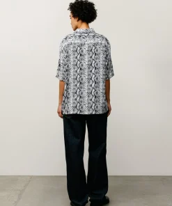 PYTHON SS SHIRT