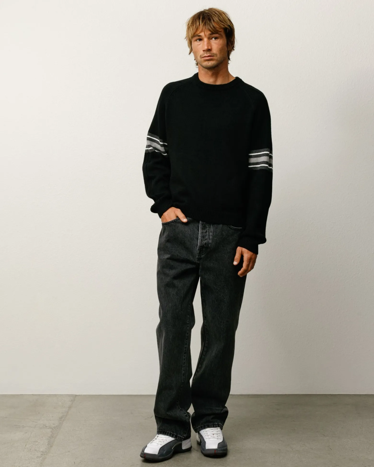 STRIPE RAGLAN CREW